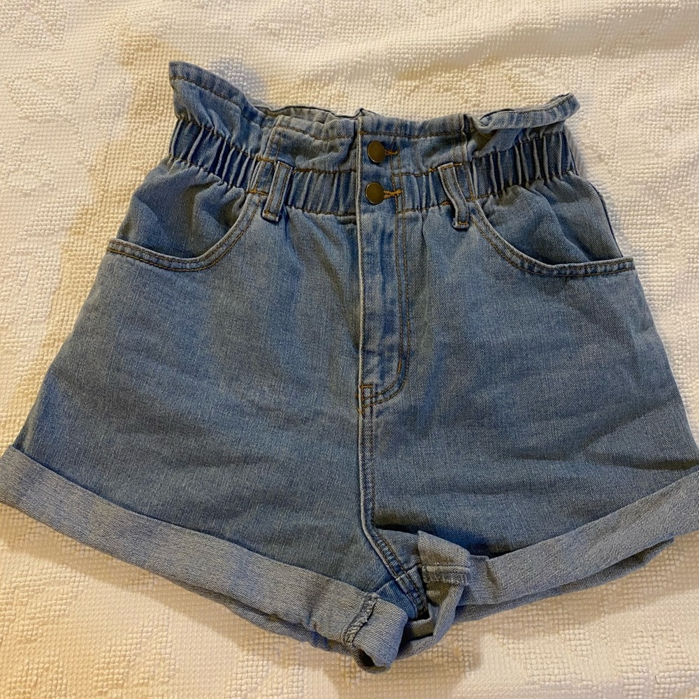 Forever 21 Contemporary Paper bag shorts - S
